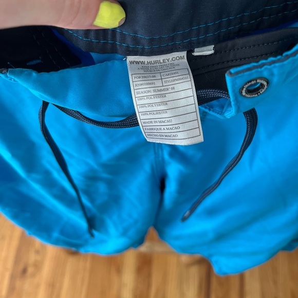 Hurley Swim Trunks Board Shorts with Velcro Pocket - Picture 2 of 7